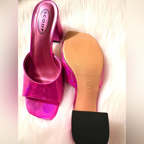 Scoop Iridescent Pink Women's Heels - Picture 2 of 4